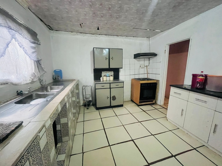 4 Bedroom Property for Sale in Grasslands Free State